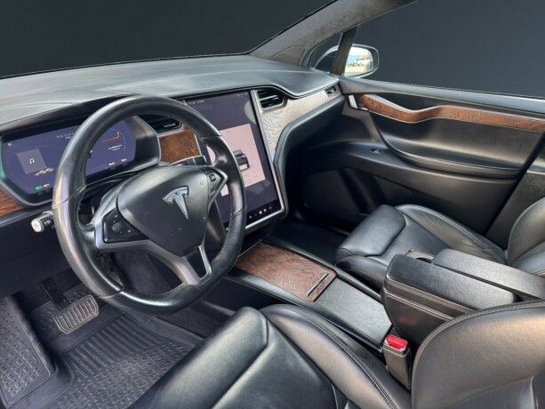 tesla-model-x-elektrisitet-2019-big-9