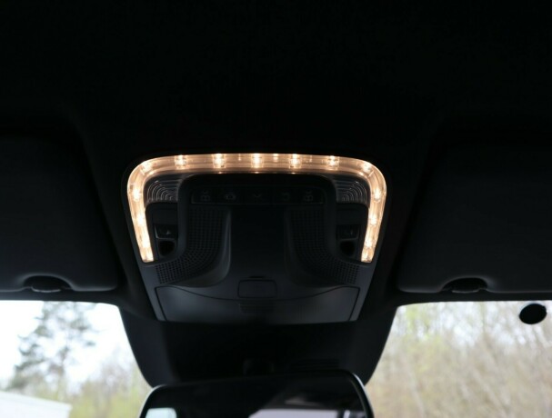 mercedes-benz-eqv-elektrisitet-2021-big-20