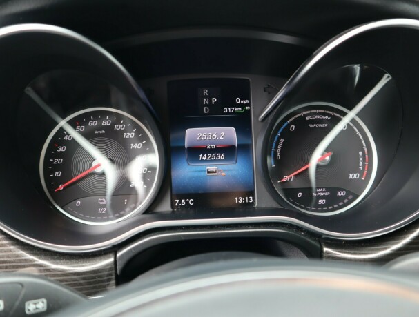 mercedes-benz-eqv-elektrisitet-2021-big-29