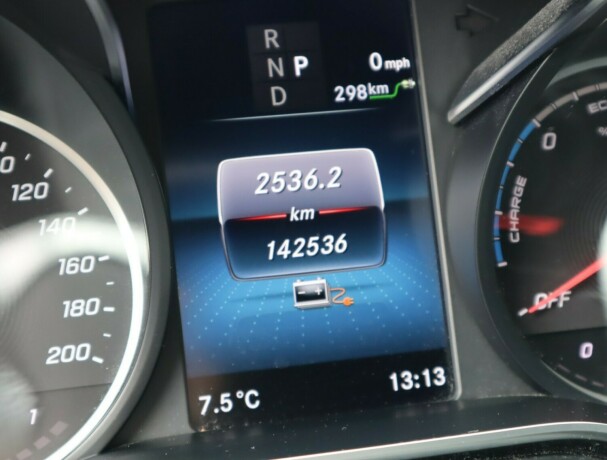 mercedes-benz-eqv-elektrisitet-2021-big-18