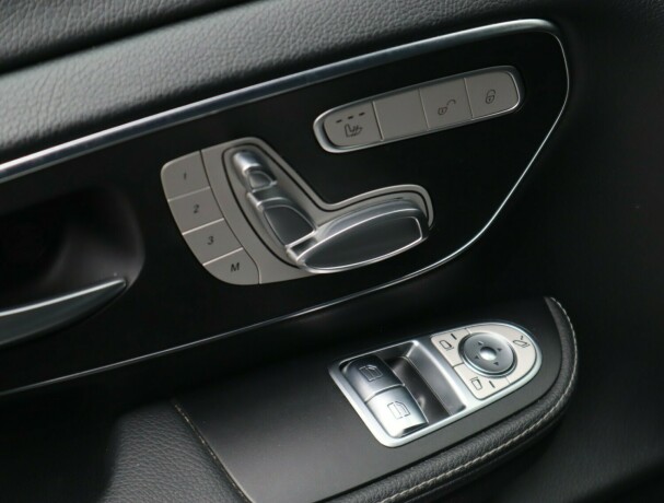 mercedes-benz-eqv-elektrisitet-2021-big-13