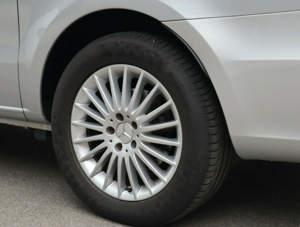 mercedes-benz-eqv-elektrisitet-2021-big-22