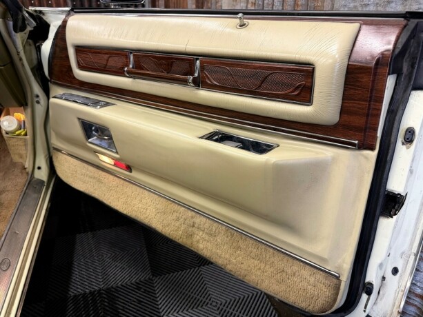 cadillac-eldorado-bensin-1976-big-28