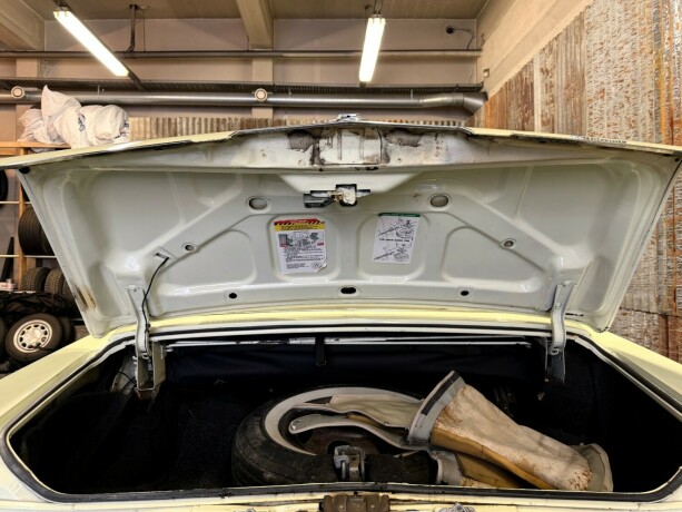 cadillac-eldorado-bensin-1976-big-34