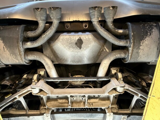 chevrolet-corvette-bensin-2000-big-34