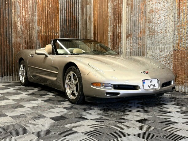chevrolet-corvette-bensin-2000-big-0