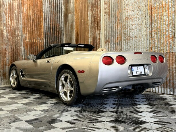 chevrolet-corvette-bensin-2000-big-8