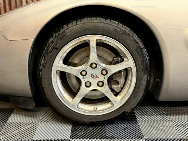 chevrolet-corvette-bensin-2000-big-13