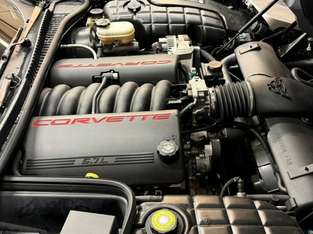 chevrolet-corvette-bensin-2000-big-32