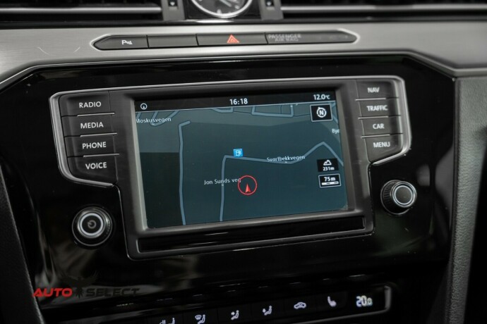 volkswagen-passat-diesel-2015-big-40