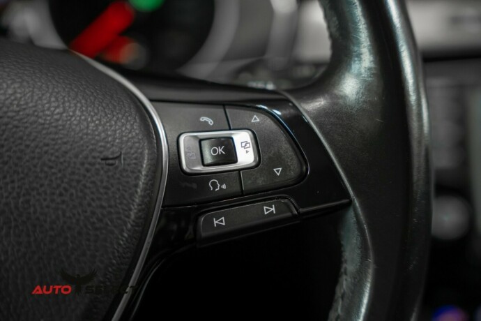 volkswagen-passat-diesel-2015-big-33