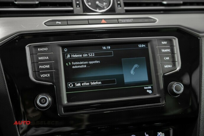 volkswagen-passat-diesel-2015-big-45