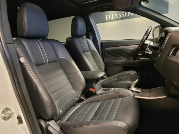 mitsubishi-outlander-elektrisitetbensin-2018-big-10