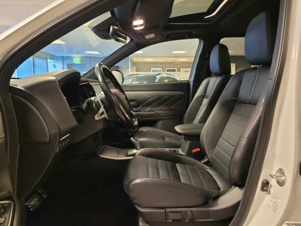 mitsubishi-outlander-elektrisitetbensin-2018-big-20