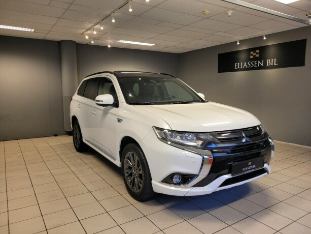 mitsubishi-outlander-elektrisitetbensin-2018-big-8