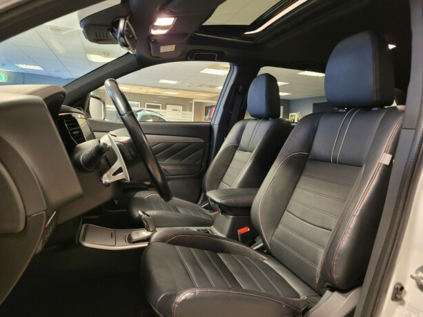 mitsubishi-outlander-elektrisitetbensin-2018-big-21