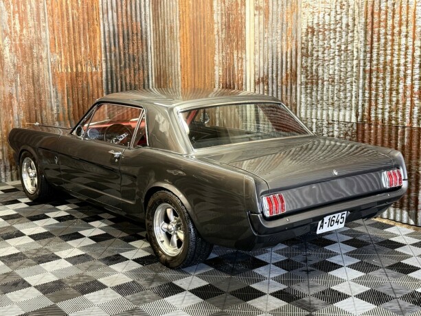 ford-mustang-bensin-1964-big-9