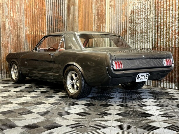 ford-mustang-bensin-1964-big-8