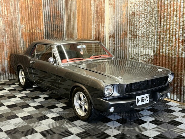 ford-mustang-bensin-1964-big-1