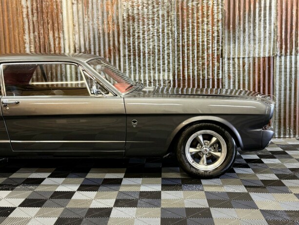 ford-mustang-bensin-1964-big-3