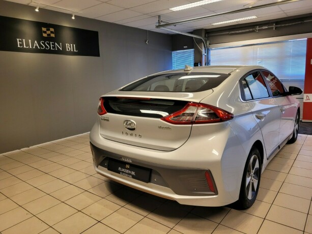 hyundai-ioniq-elektrisitet-2017-big-5