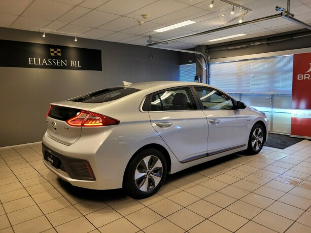 hyundai-ioniq-elektrisitet-2017-big-4