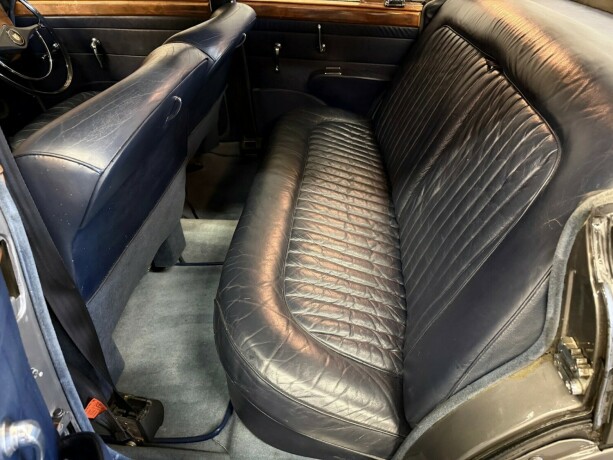 jaguar-mk-ii-bensin-1963-big-25