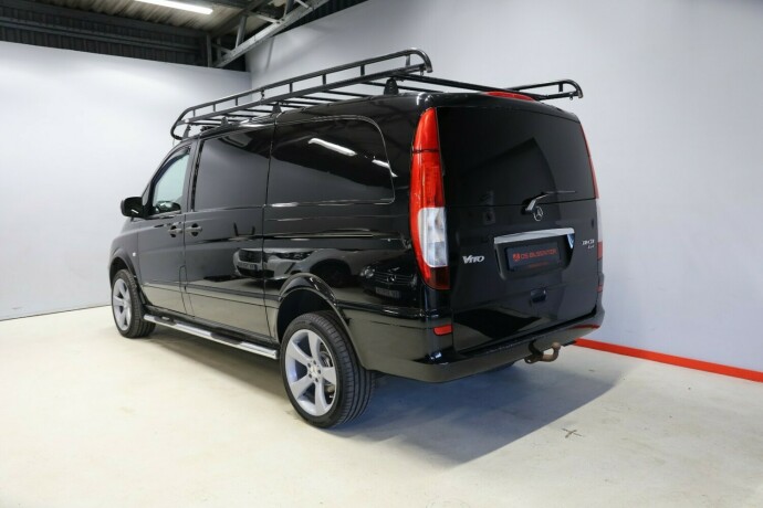 mercedes-benz-vito-diesel-2012-big-3