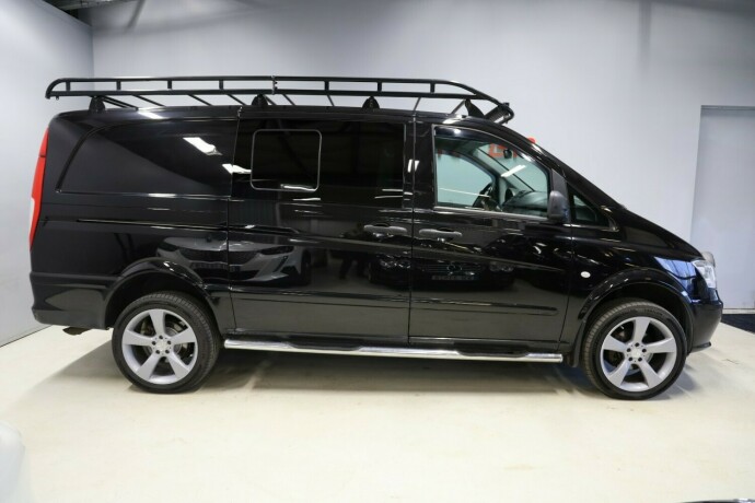 mercedes-benz-vito-diesel-2012-big-2
