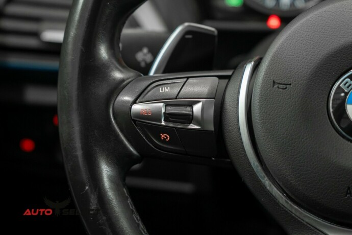 bmw-1-serie-bensin-2015-big-30