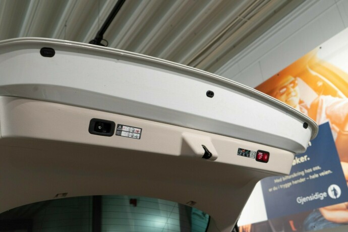 mercedes-benz-eqs-elektrisitet-2022-big-12