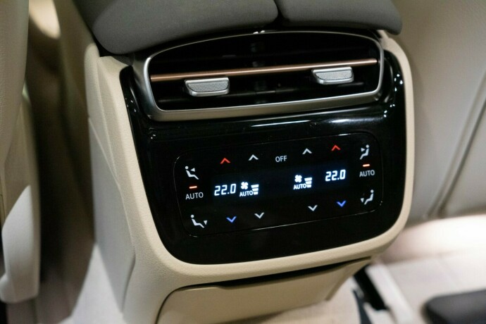 mercedes-benz-eqs-elektrisitet-2022-big-9