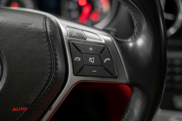 mercedes-benz-sl-bensin-2012-big-42