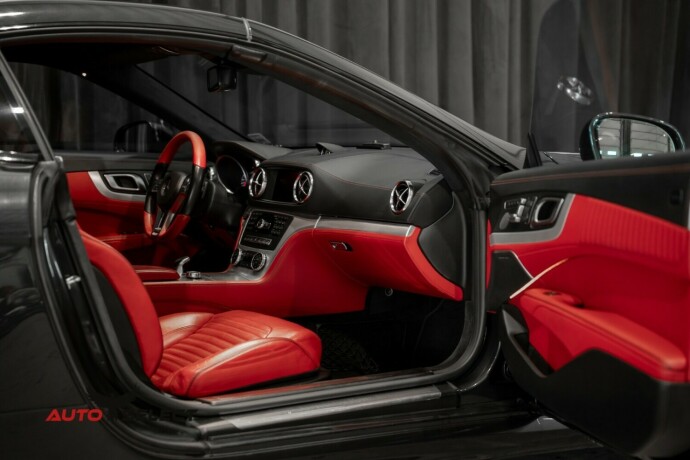 mercedes-benz-sl-bensin-2012-big-19