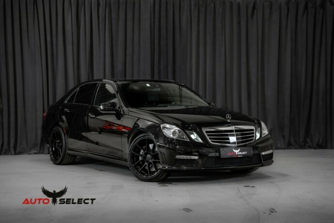 mercedes-benz-e-klasse-bensin-2010-big-0