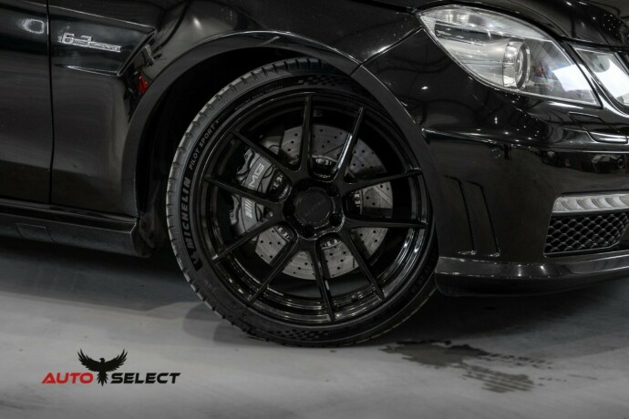 mercedes-benz-e-klasse-bensin-2010-big-3