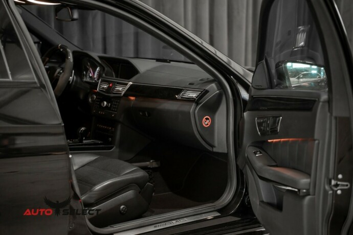 mercedes-benz-e-klasse-bensin-2010-big-23