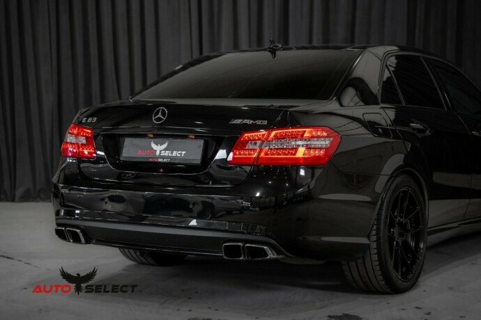 mercedes-benz-e-klasse-bensin-2010-big-15