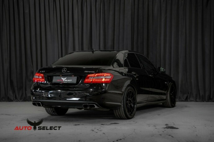 mercedes-benz-e-klasse-bensin-2010-big-16