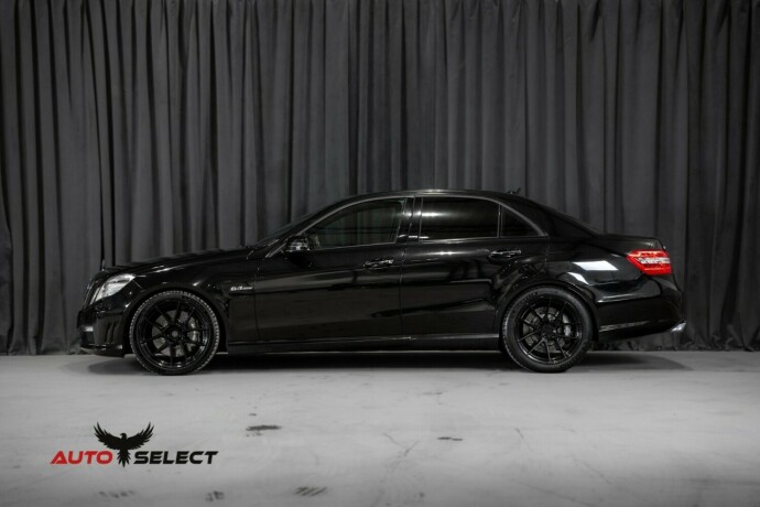 mercedes-benz-e-klasse-bensin-2010-big-9