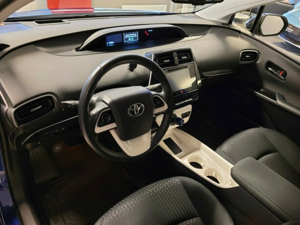 toyota-prius-elektrisitetbensin-2016-big-19