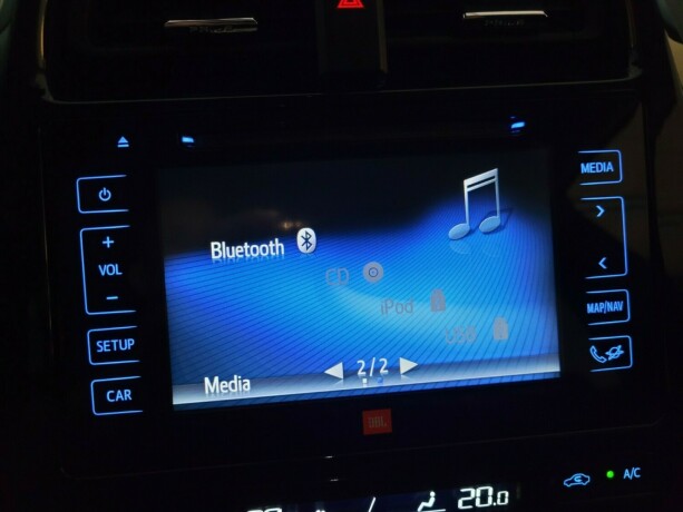 toyota-prius-elektrisitetbensin-2016-big-30