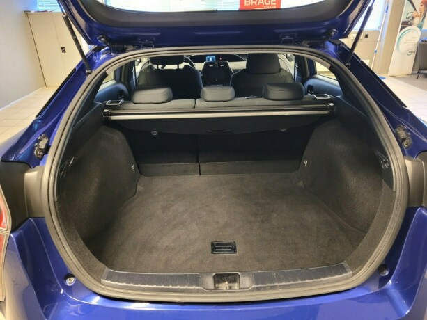 toyota-prius-elektrisitetbensin-2016-big-17