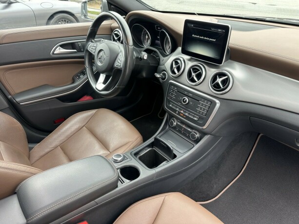 mercedes-benz-cla-bensin-2015-big-9