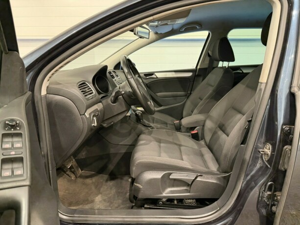 volkswagen-golf-diesel-2011-big-7