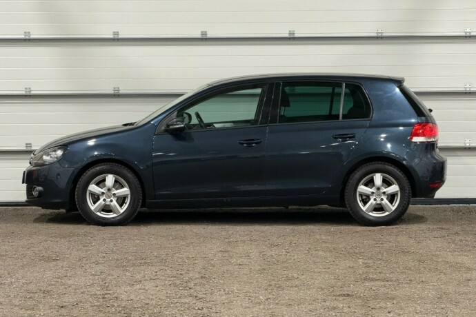 volkswagen-golf-diesel-2011-big-4