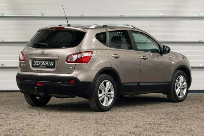 nissan-qashqai-diesel-2011-big-2