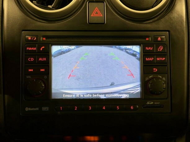 nissan-qashqai-diesel-2011-big-16