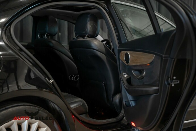 mercedes-benz-c-klasse-bensin-2014-big-12