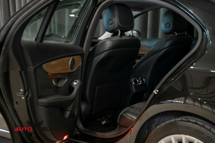 mercedes-benz-c-klasse-bensin-2014-big-14